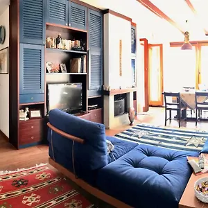Vest House 45 Apartment